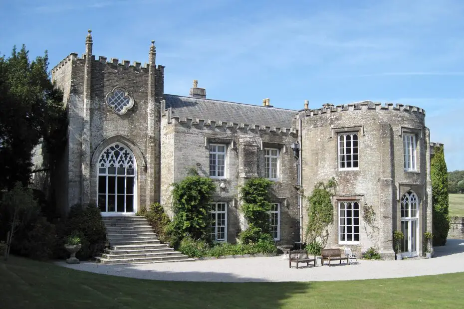 Prideaux Place. (2023, May 15). In Wikipedia. https://en.wikipedia.org/wiki/Prideaux_Place